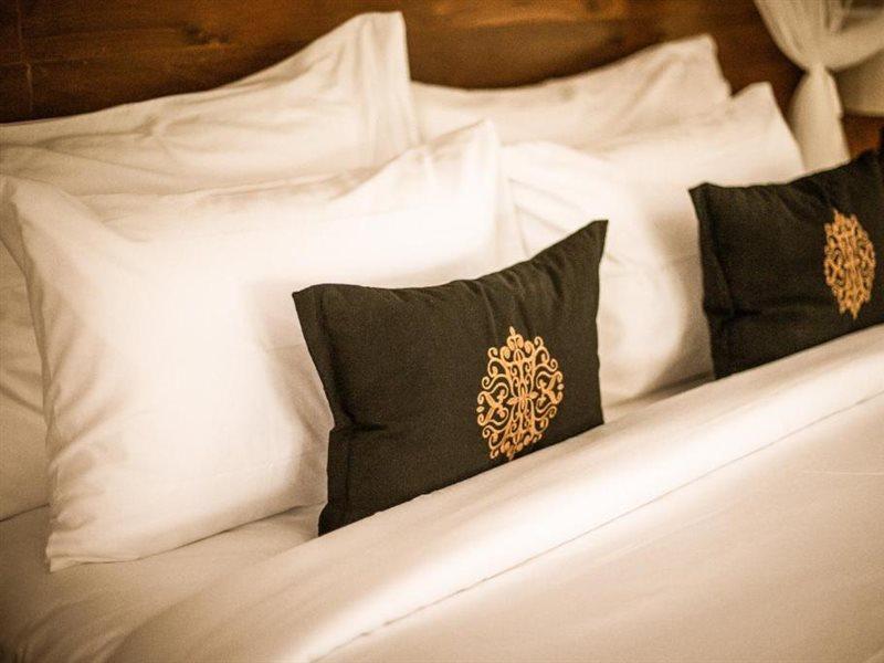 Bali Beach Glamping Tabanan  Luaran gambar
