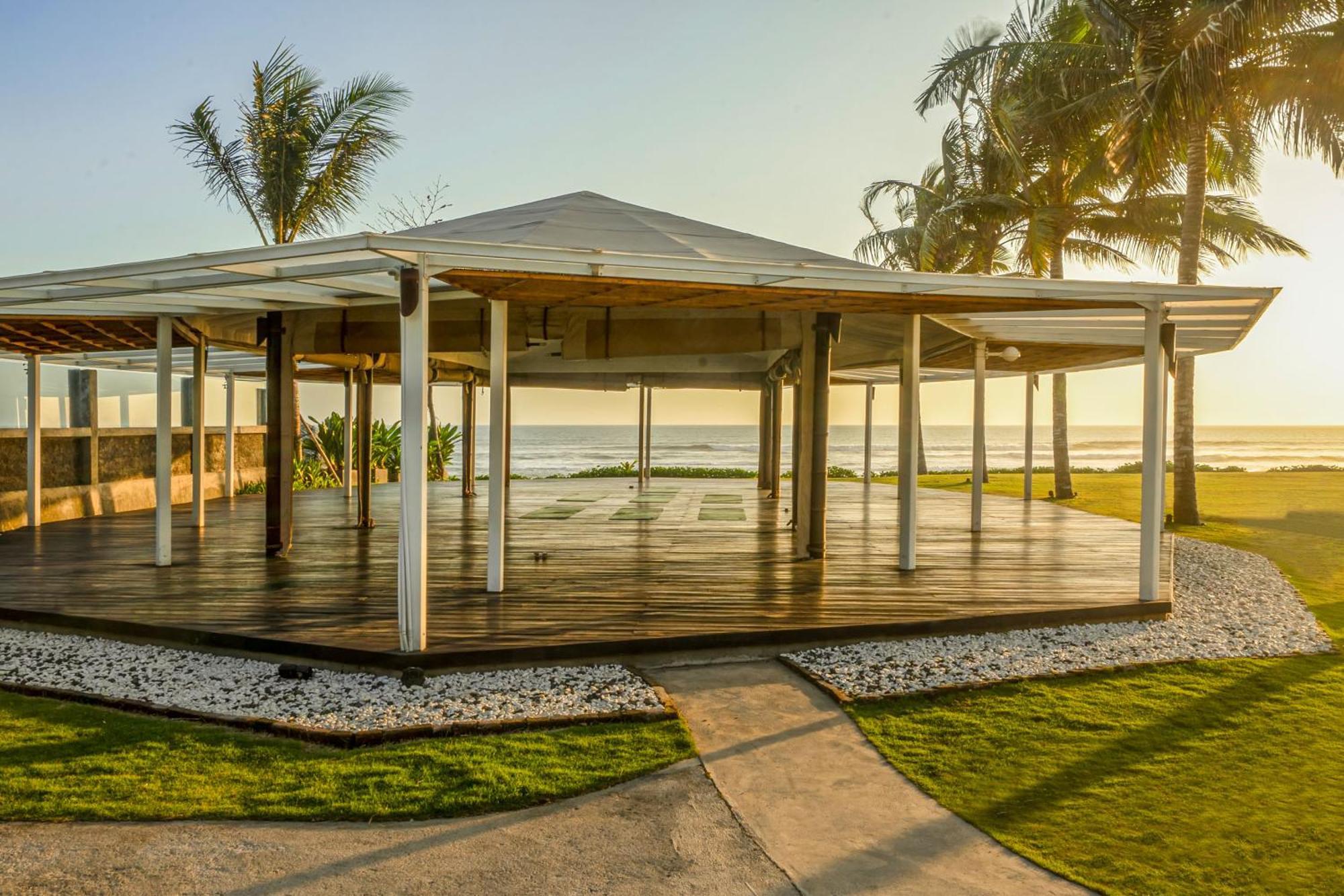 Bali Beach Glamping Tabanan  Luaran gambar