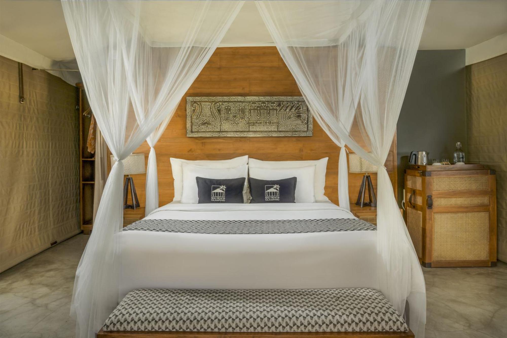 Bali Beach Glamping Tabanan  Bilik gambar